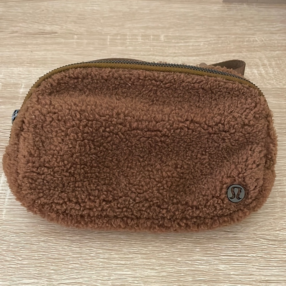 Lululemon Limited Edition Fleece Everywhere Belt bag